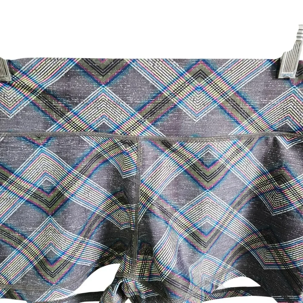 Peachy Women's XL Serenity Athletic Shortie Shorts Gray Zig Zag Plaid NWT